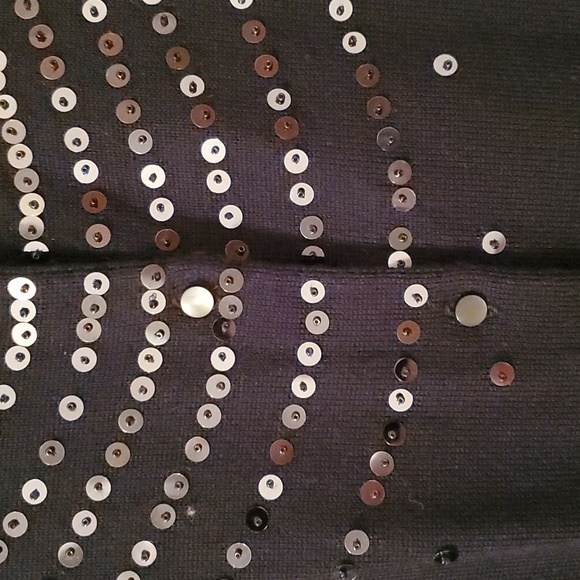 Banana Republic sequin cardigan - Picture 5 of 9